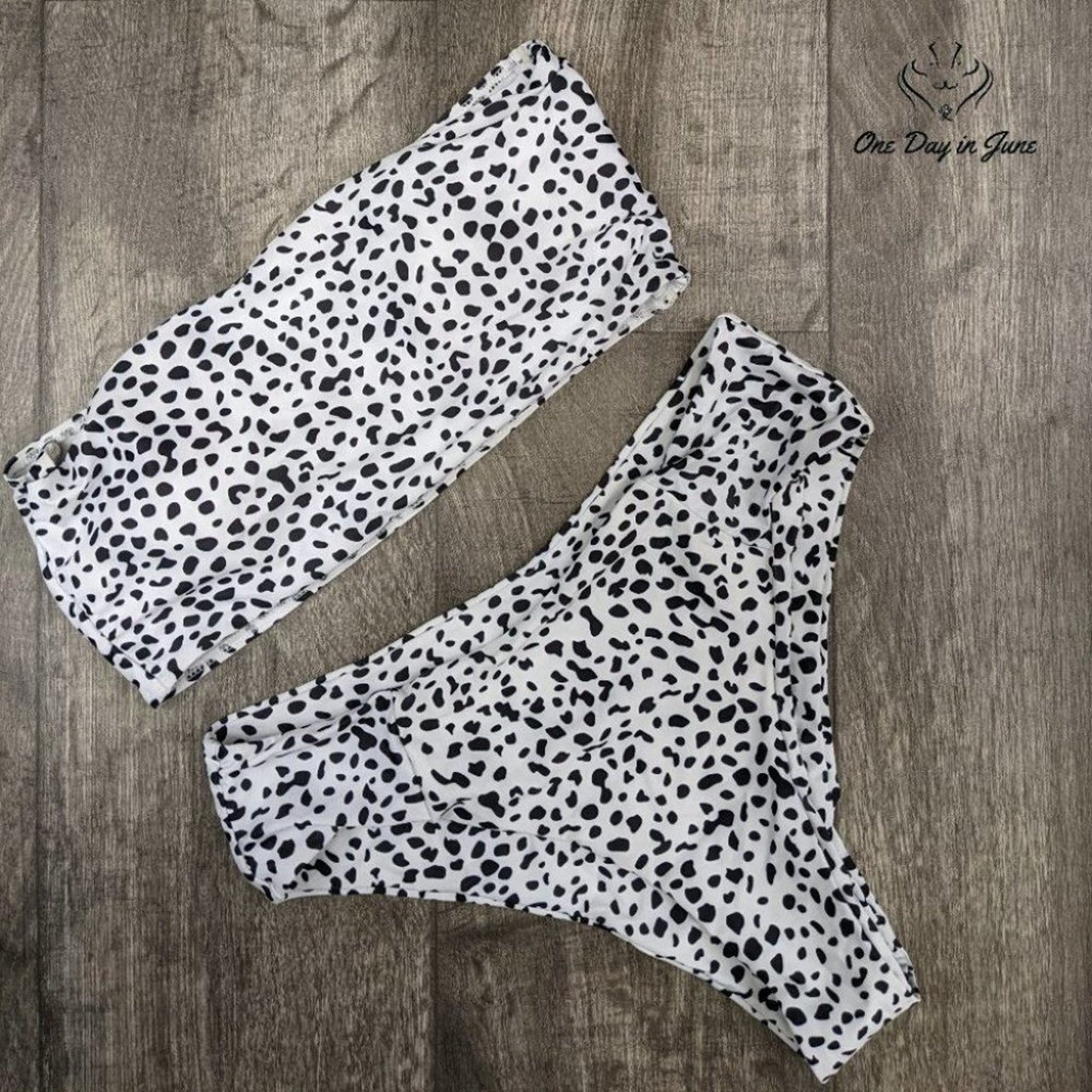 Omkagi Bandeau Bikini Swimsuit Size L