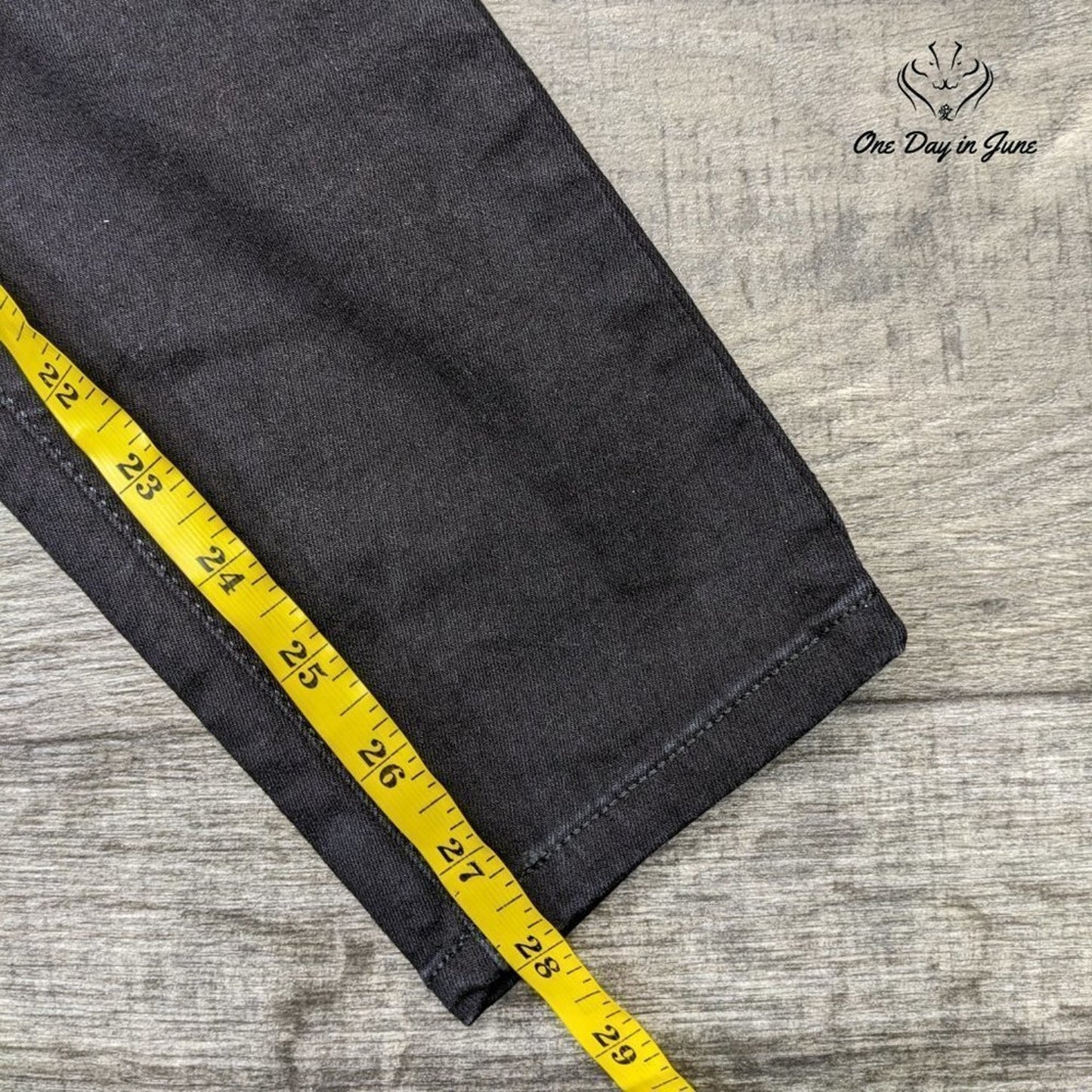 St. John's Bay Mid Rise Jegging Size 10