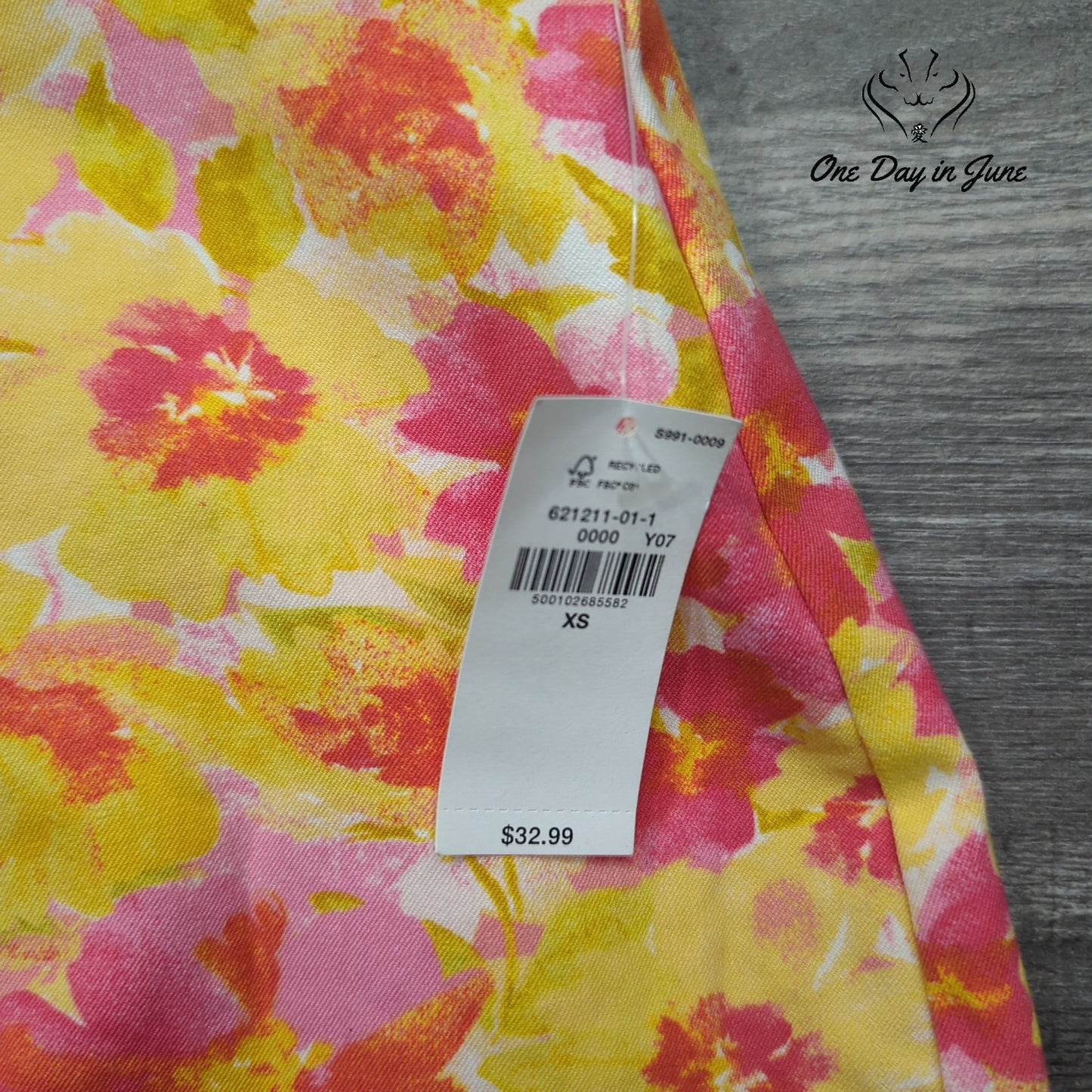 Old Navy Pull On Floral Skirt Size XS