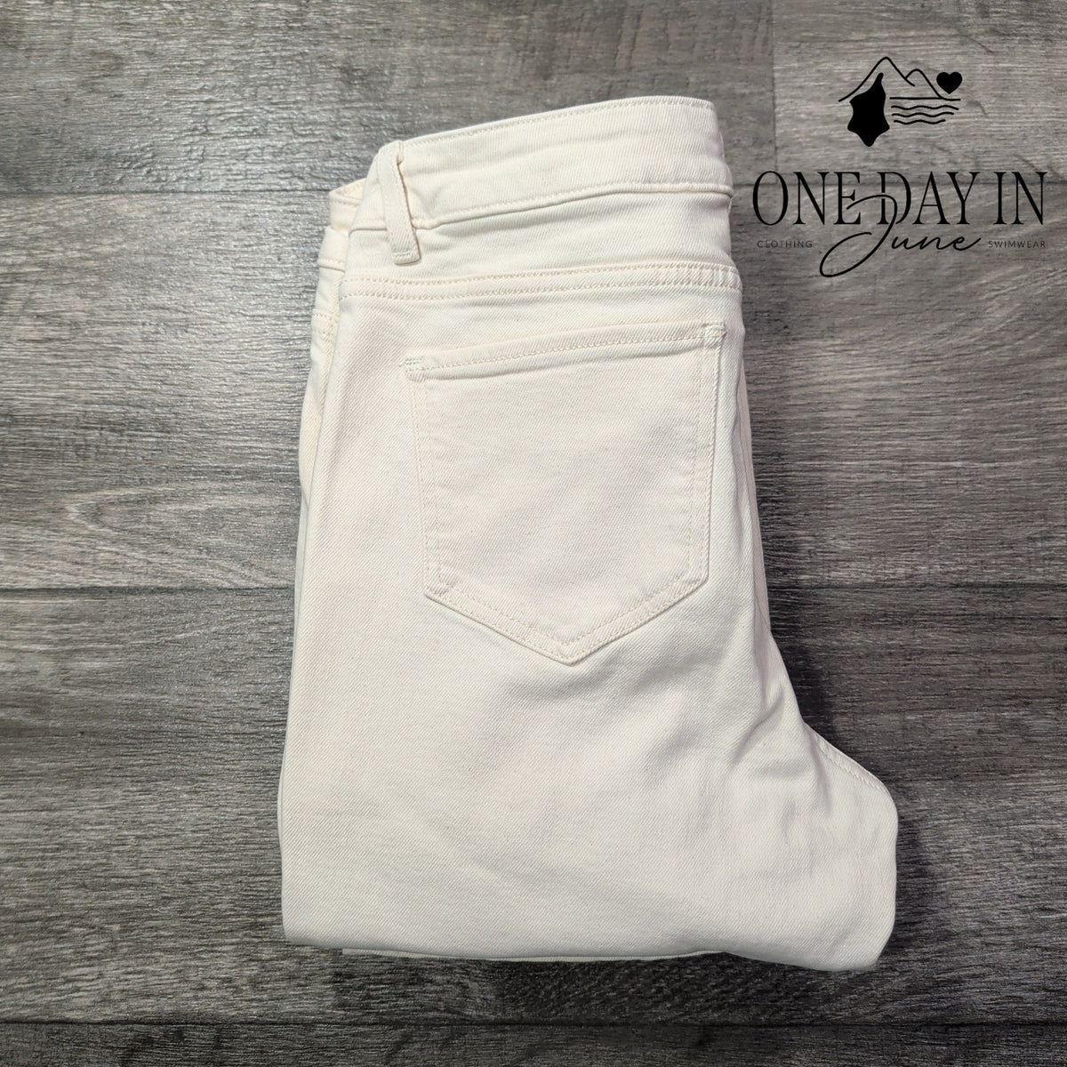 J. Jill Modern Slim Boot Cut Jeans Tall Natural Ivory Denim NWT Size 8 Tall