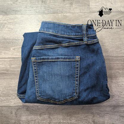 Lane Bryant Boyfriend Capri Jeans Mid Rise Petite Medium Wash NWT Size 18P