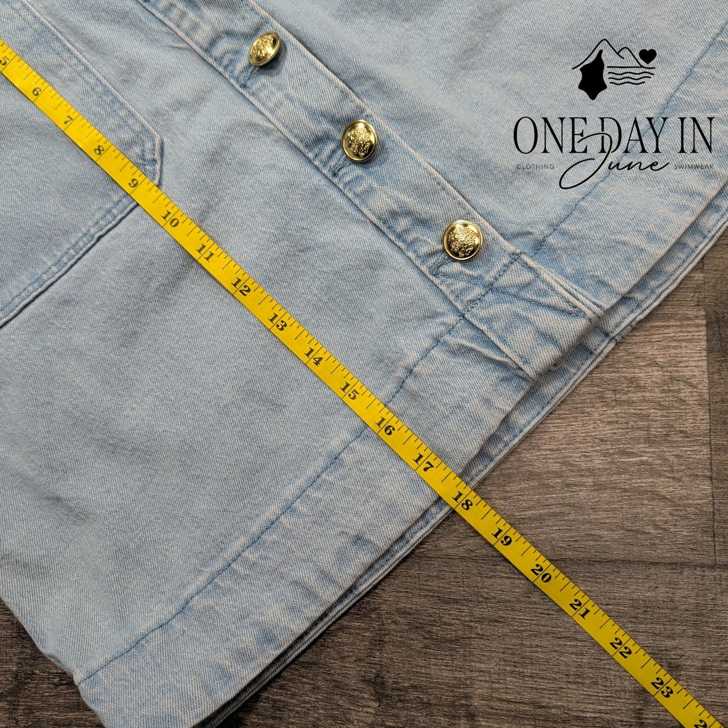 Free Assembly Button Front Skirt Size 12