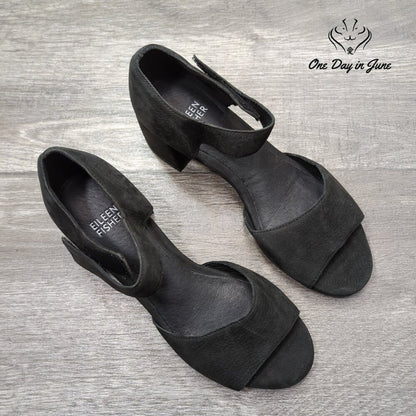 Eileen Fisher Block Heel Ankle Strap Heels Size 5.5