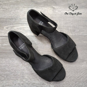 Eileen Fisher Block Heel Ankle Strap Heels Size 5.5