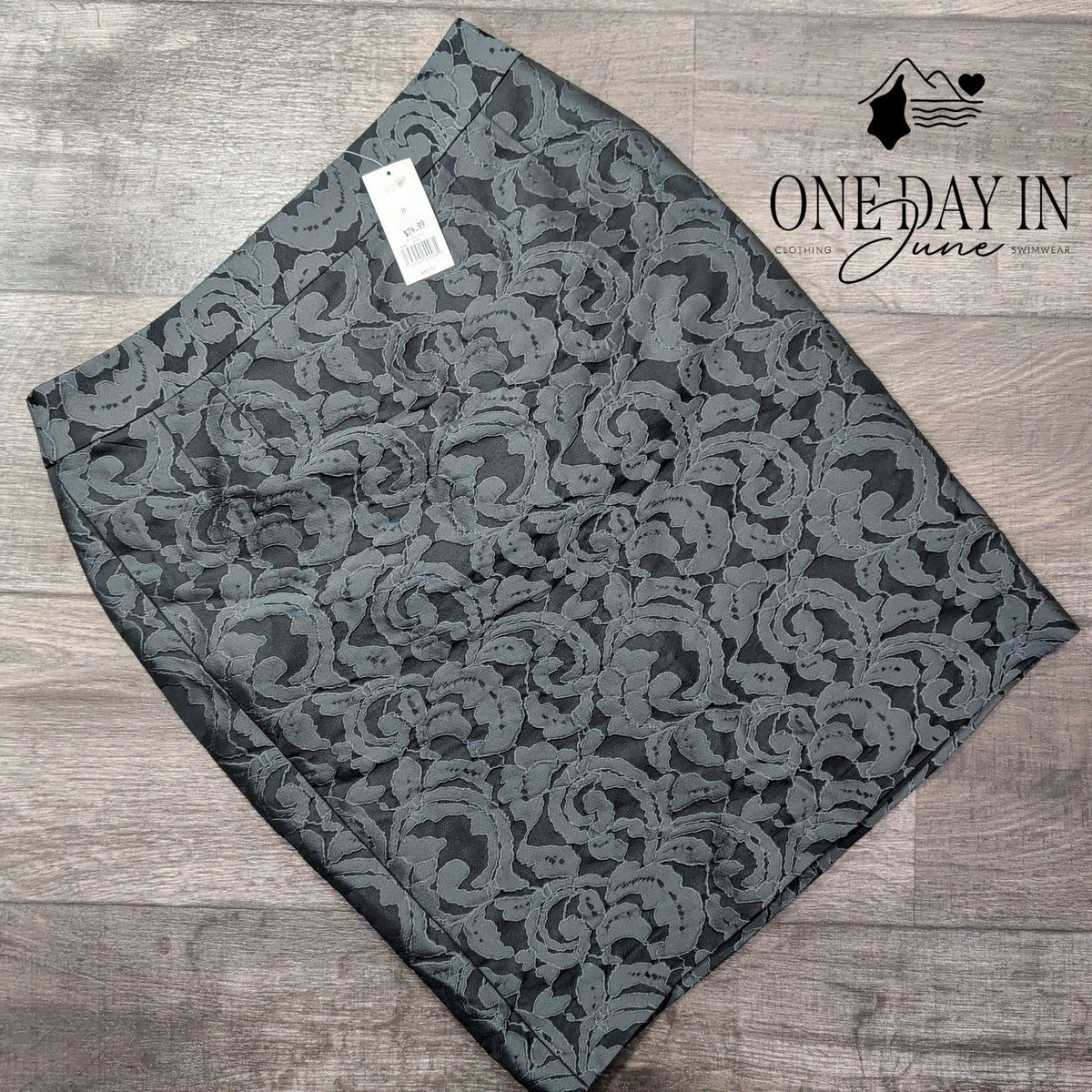 Banana Republic Floral Jacquard Pencil Skirt Black Gray NWT Size 8
