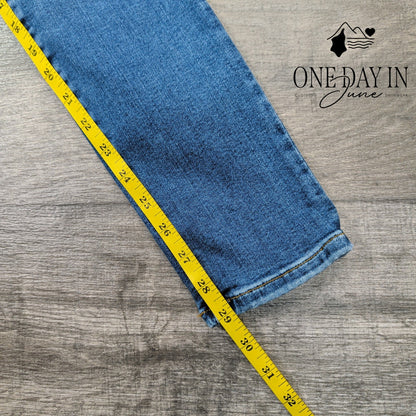 Good American Good Legs High Rise Skinny Jeans Indigo Blue NWT Size M