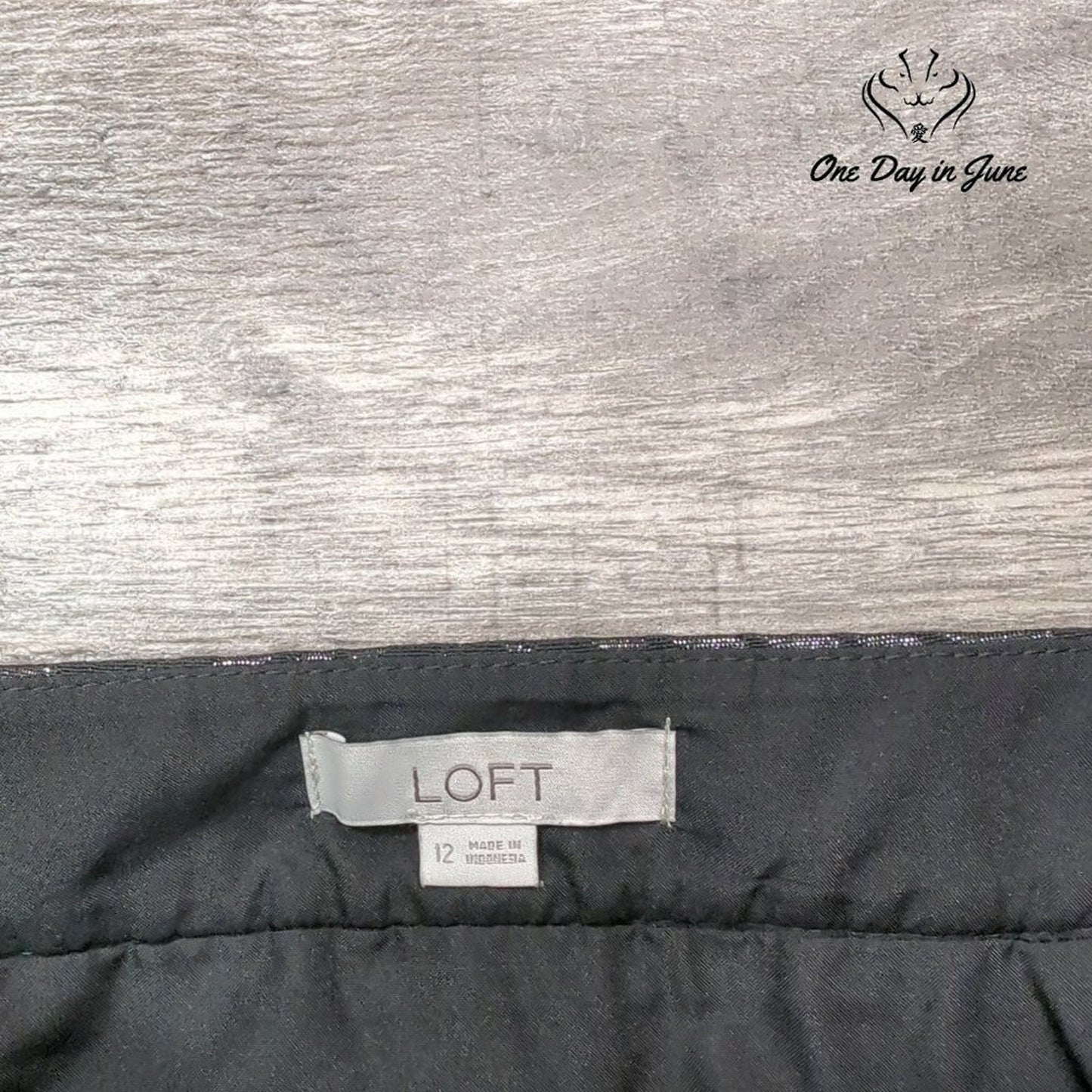 Loft Textured Mini Skirt Size 12