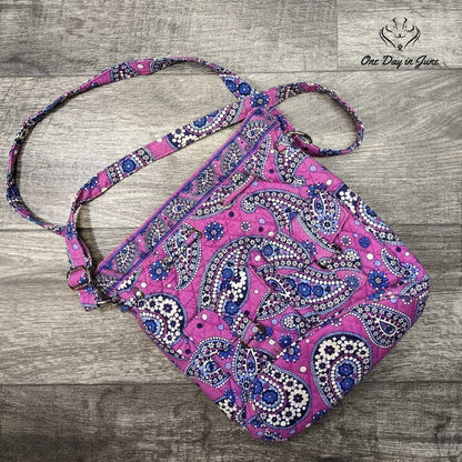 Vera Bradley Drawstring Closure Shoulder Bag Size 11X11