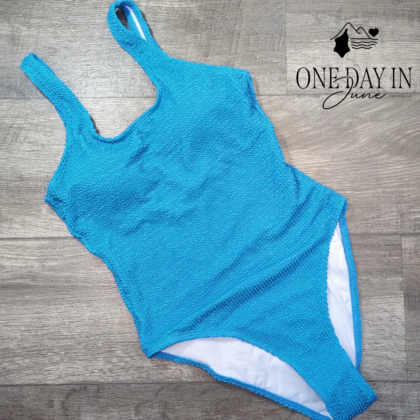 Charmo Smocked One Piece Swimsuit Size M