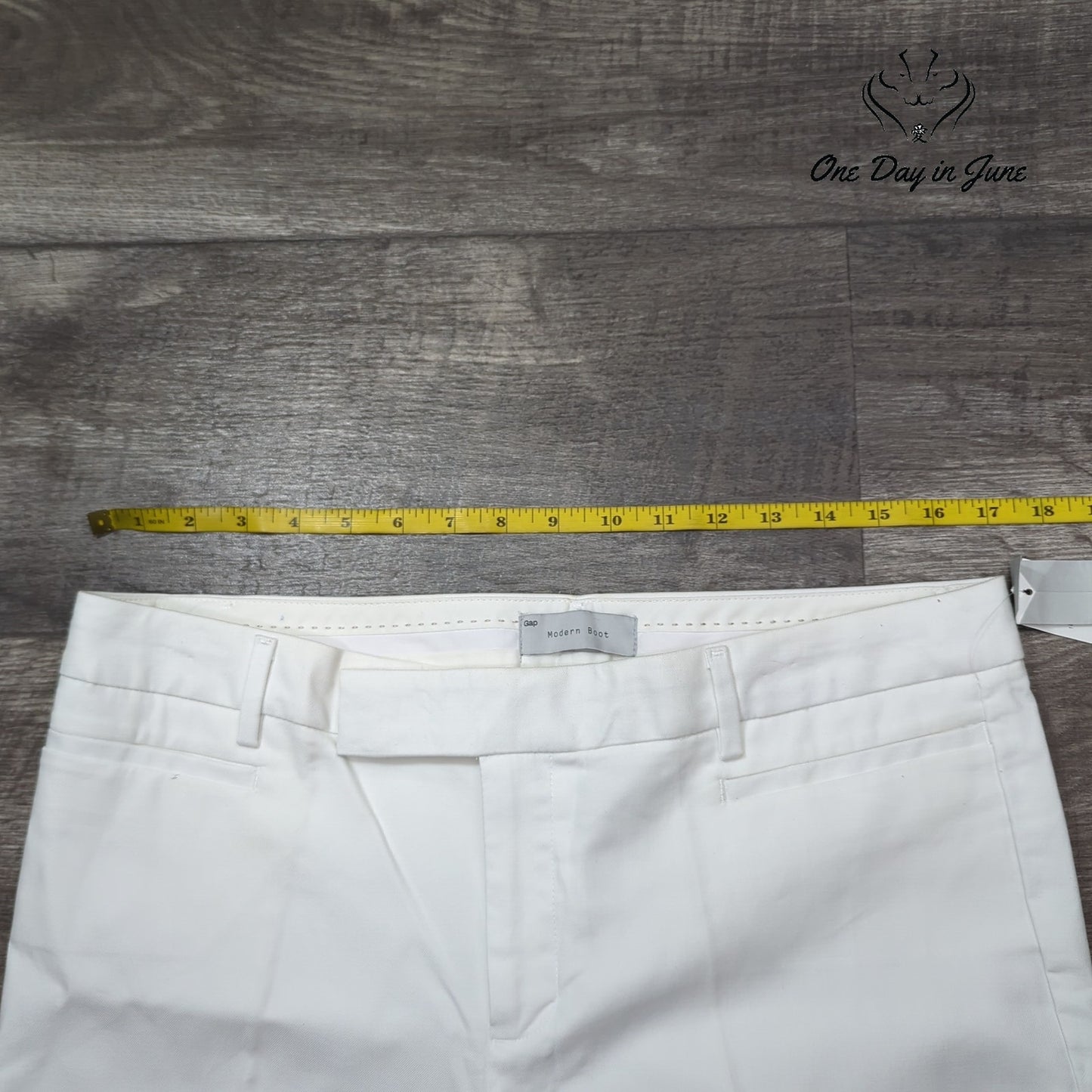 Gap The Modern Boot Pants Size 10