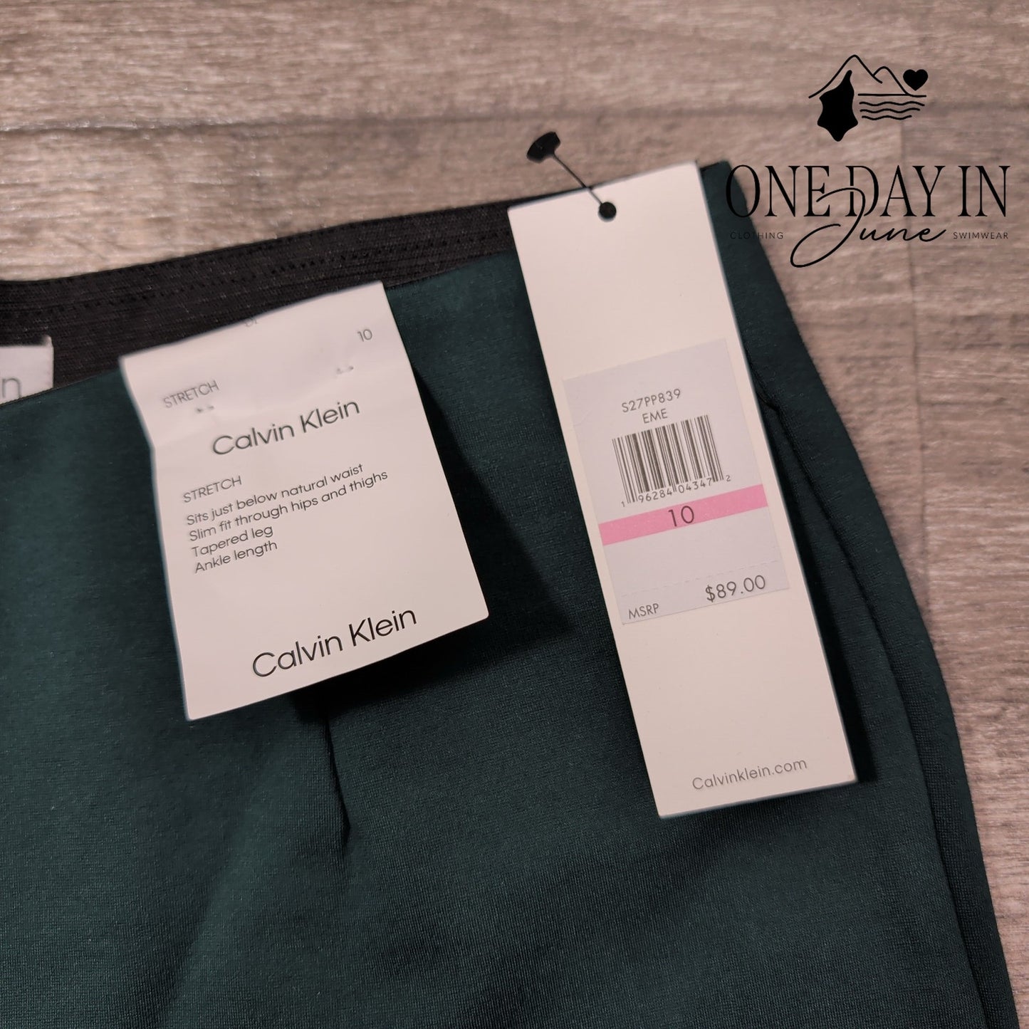Calvin Klein Tapered Leg Pants Size 10