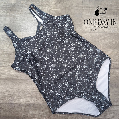 CharmLeaks Floral Cage Back One Piece Swimsuit Size XL