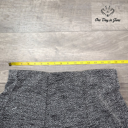 Loft Pull On Mini Skirt Size M