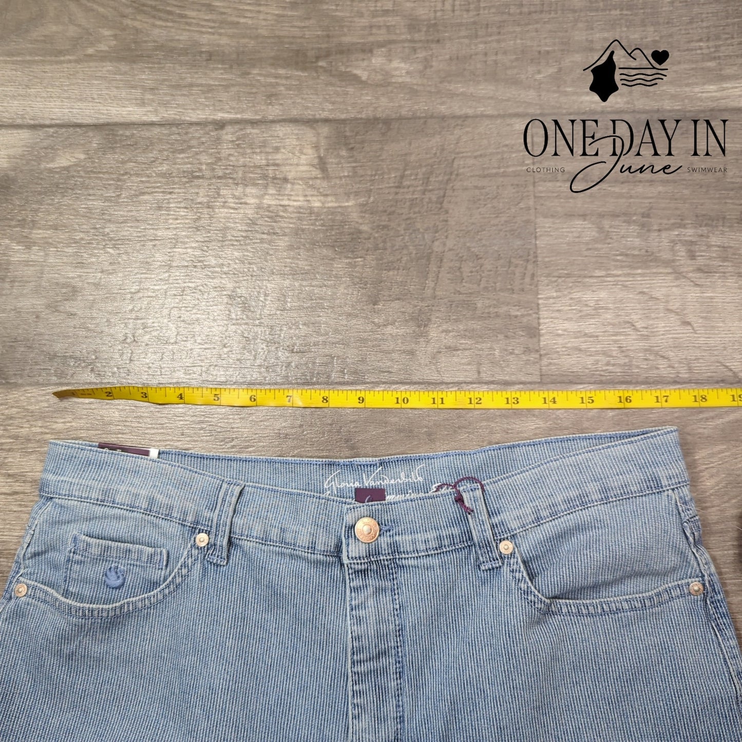 Gloria Vanderbilt Amanda Capri Jeans Size 16