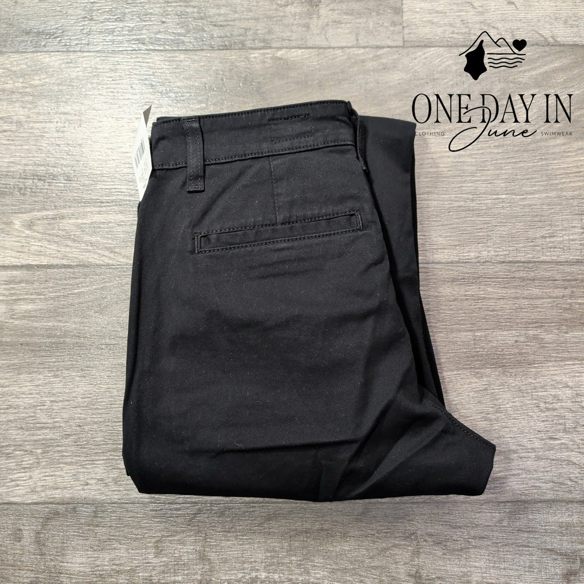 AG Adriano Goldschmied The Layla Cropped Flare Trouser Pants Black NWT 27 Size 4