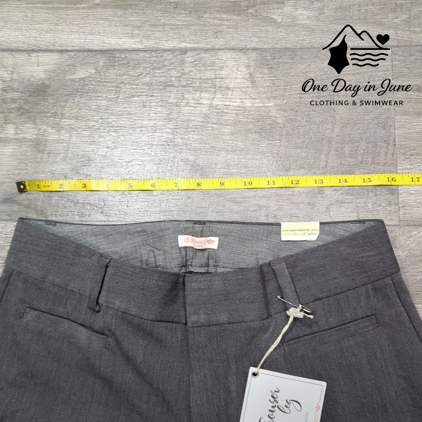 Dockers Petite Trouser Leg Pants Size 10P