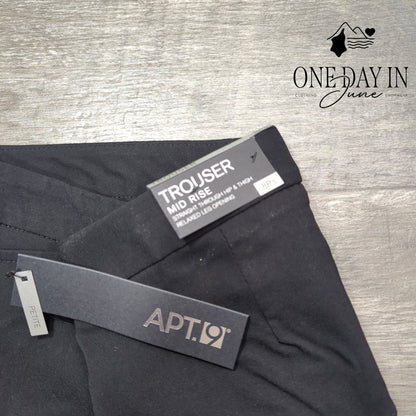 Apt. 9 Mid Rise Straight Leg Trouser Pants Black Petite Short NWT Size 8Ps
