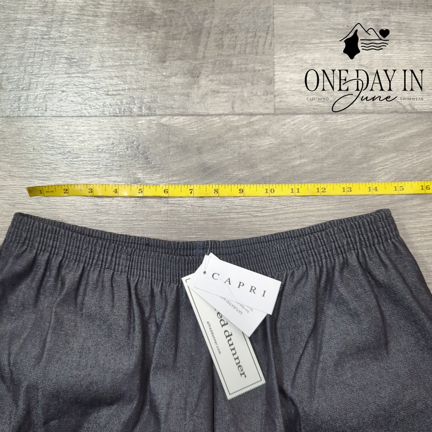 Alfred Dunner Pull On Capri Pants Size 14