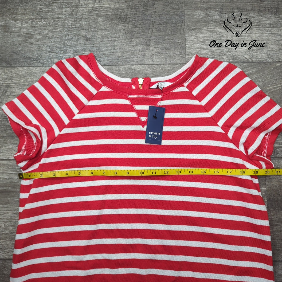 Crown & Ivy Essential Athleisure Striped Short Sleeve Top Red NWT Size M