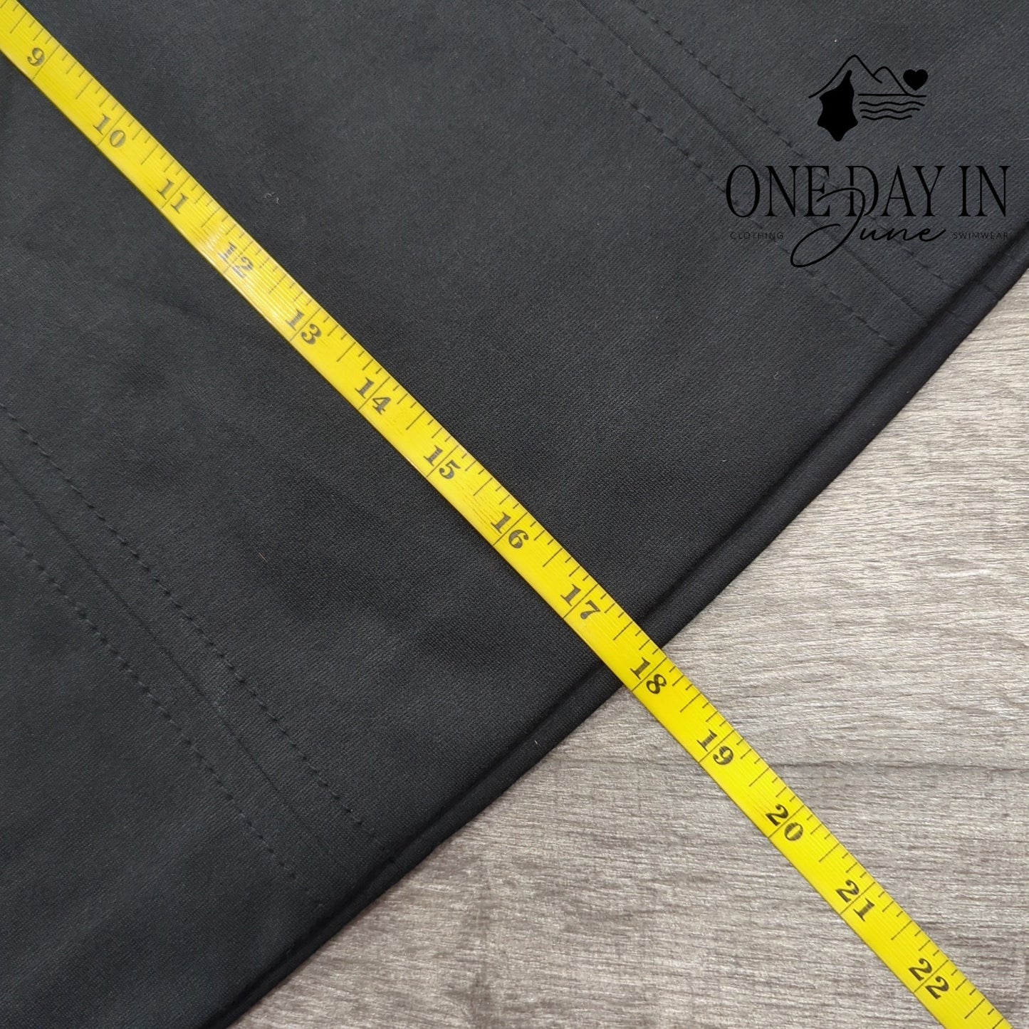 Loft Mini Skirt Size 4
