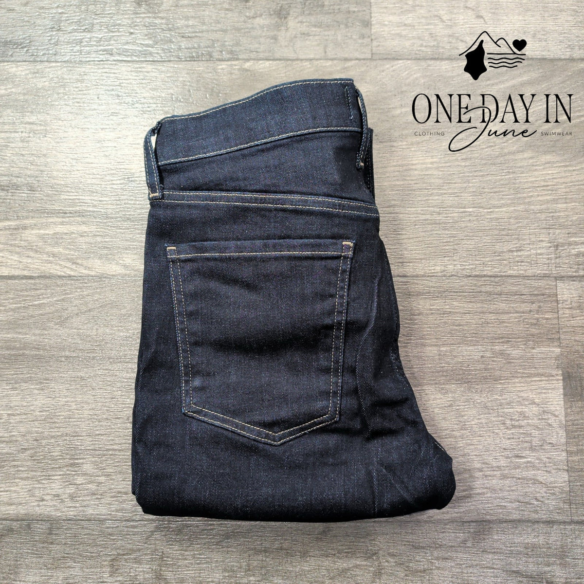 Citizens of Humanity Sloane Skinny Jeans Dark Indigo Solace NWT Size 4 (27)