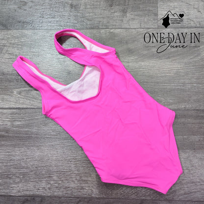 Aleumdr I got it from my mama One Piece Swimsuit Size S
