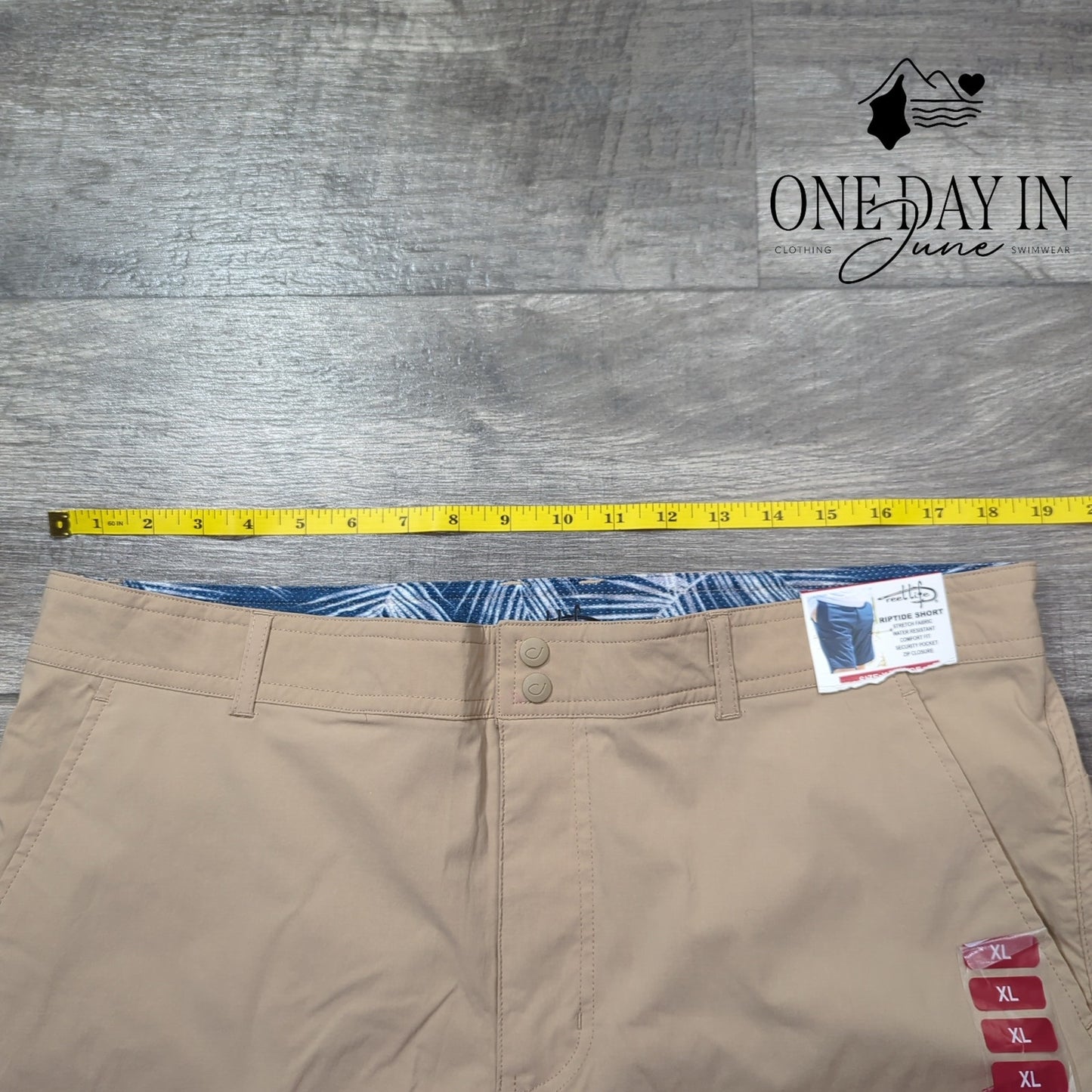 Reel Life Riptide Shorts Size XL
