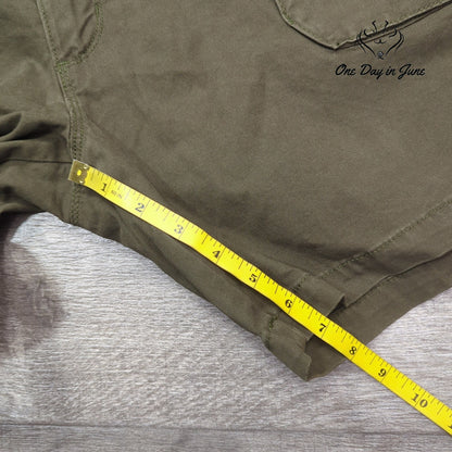 St. John's Bay Chino Shorts Size 40