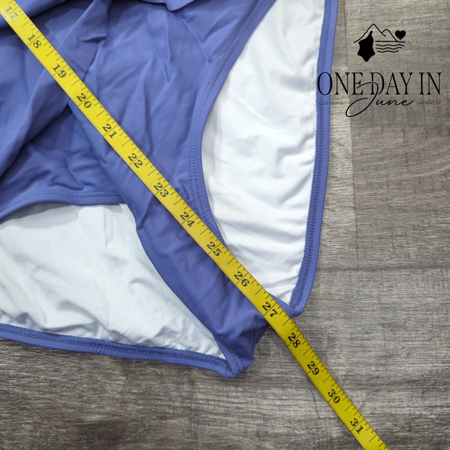 Smismivo Cross Front One Piece Swimsuit Size XL