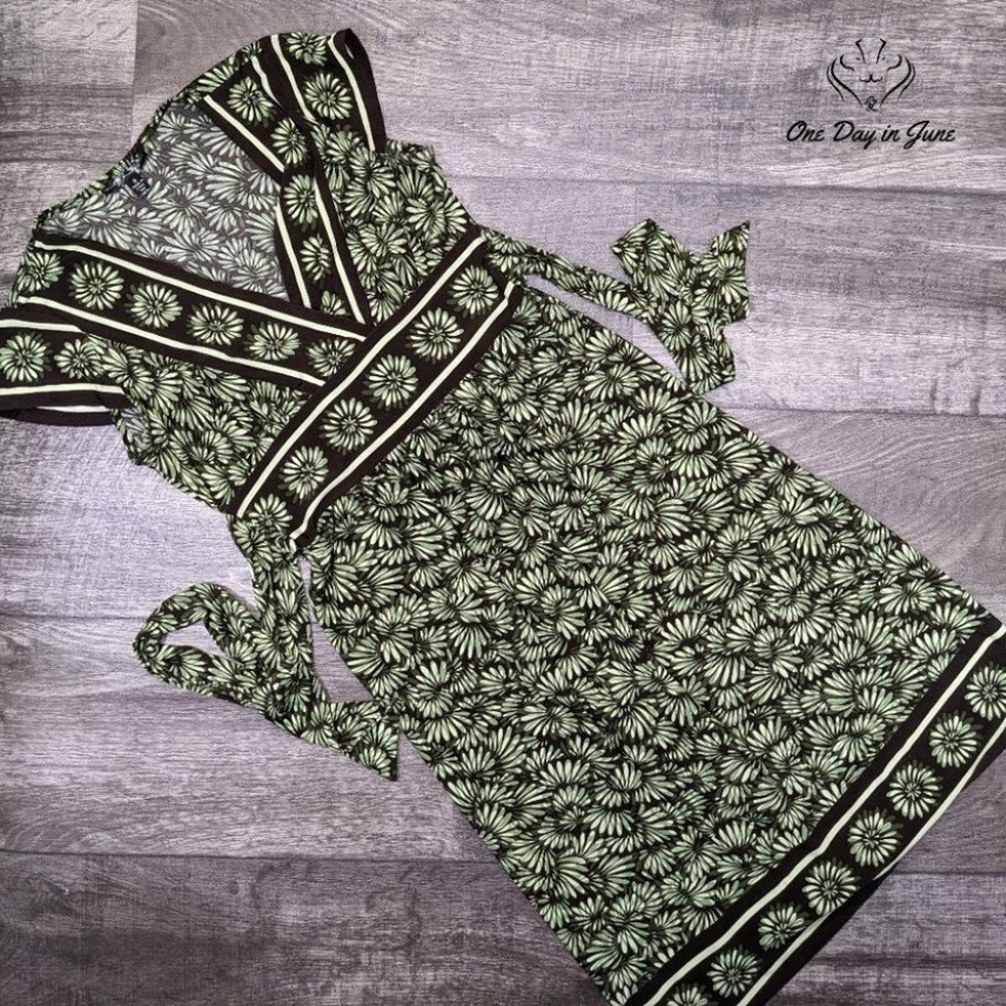 City Triangles Sleeveless Tie Floral Dress Size S