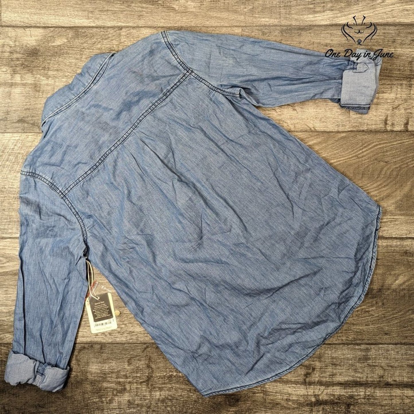 A.n.a Long Sleeve 3/4 Button Down Top Size XS