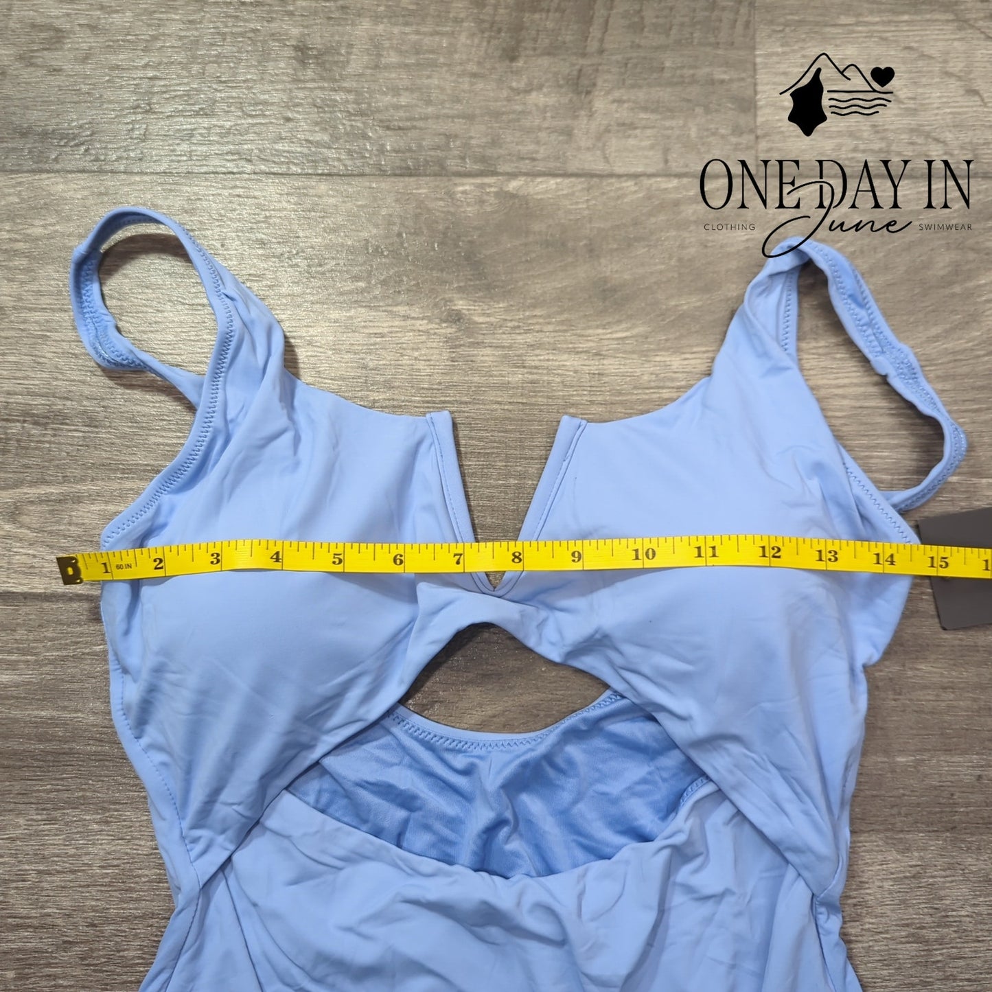 Meyeeka V Wire Cutout One Piece Swimsuit Size L