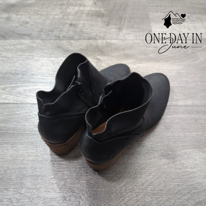 Lucky Brand Ankle Boots Size 6