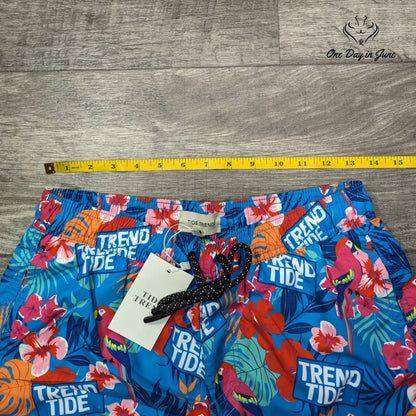 Tide Trend Floral Board Shorts Size S