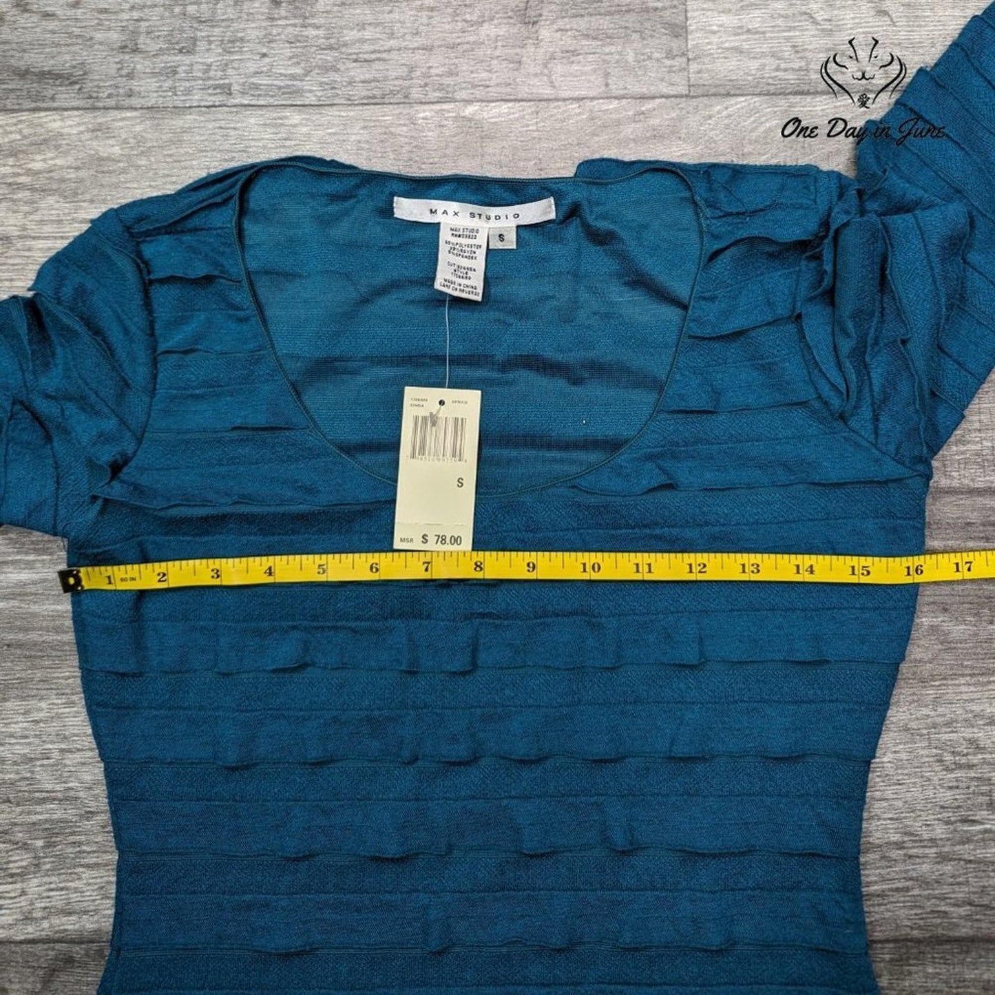 Max Studio Long Sleeve Tiered Top Size S