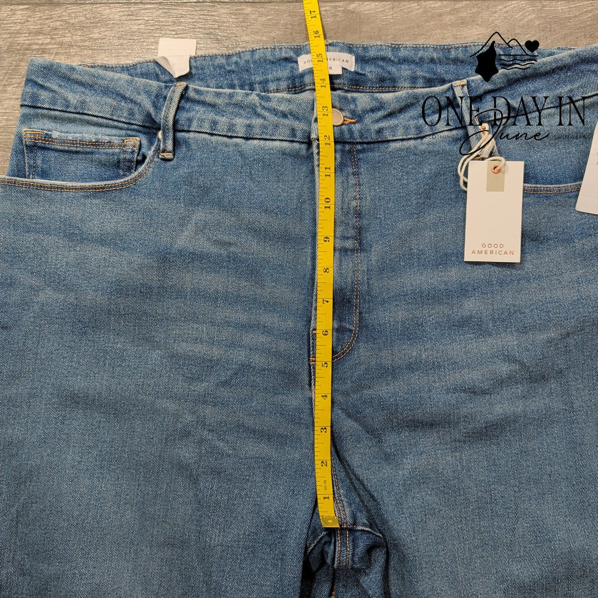 Good American Good Vintage Straight Leg Jeans Blue NWT Size 16