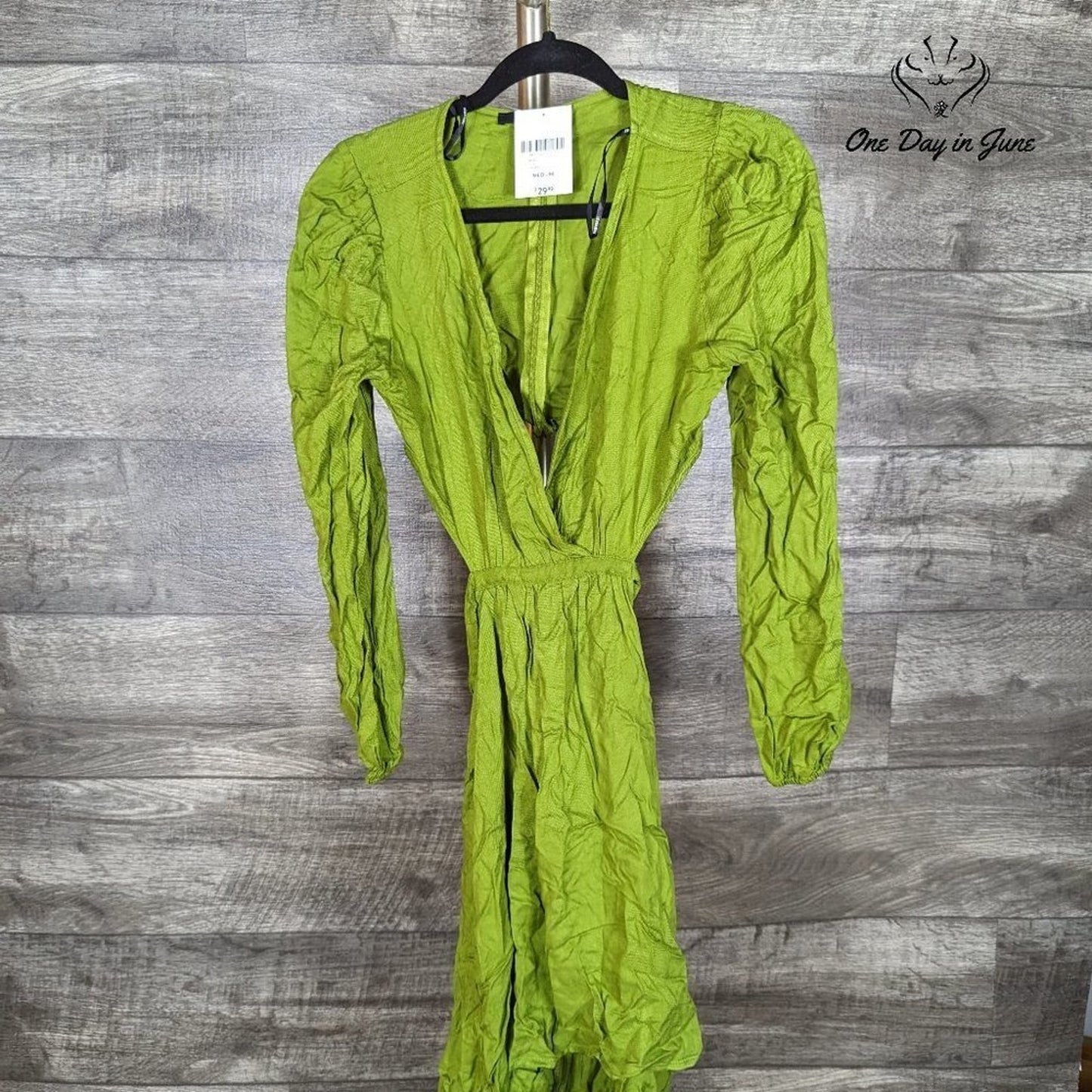 Forever 21 Long Sleeve Tie Waist Dress Size M