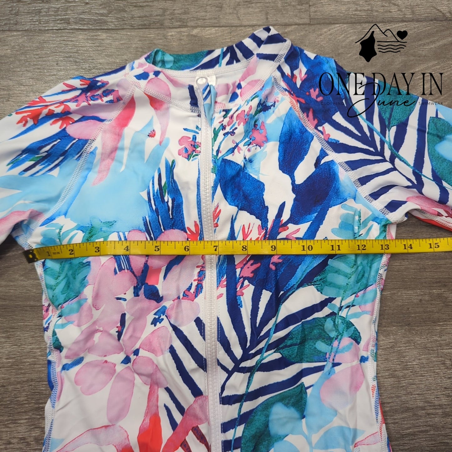 Zando Long Sleeve Rash Guard One Piece Swimsuit Size S