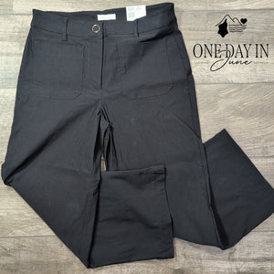 Crown & Ivy Wide Leg Crop Pants True Black Patch Pocket NWT Size 10