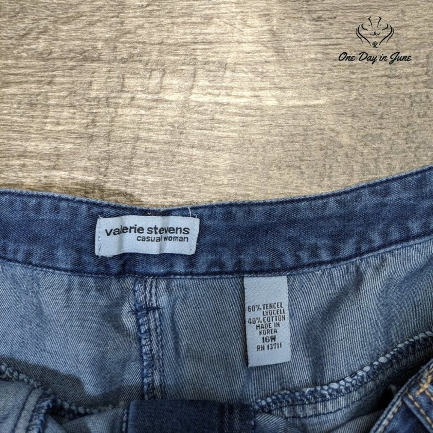 Valerie Stevens Straight Leg Jeans Size 16W