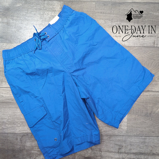 St. John's Bay Below the Knee Swim Trunks Size M