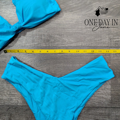 Aleumdr High Cut Knot Front Cheeky Bikini Swimsuit Size M