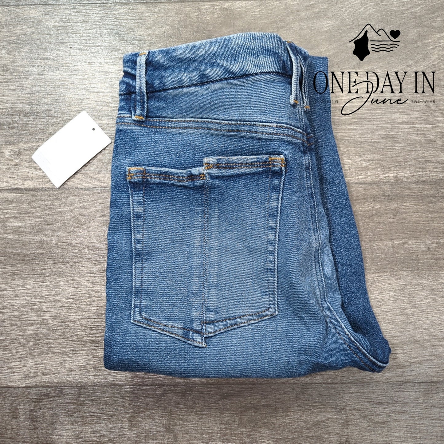 Good American Good Leg Crop Distressed Jeans Size 12 (31)