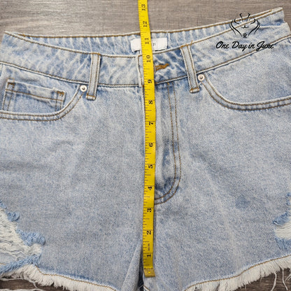 Forever 21 Denim Shorts Size 27 (4)