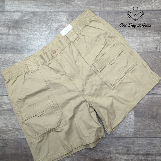 St. John's Bay 7" Hiking Shorts Size 44