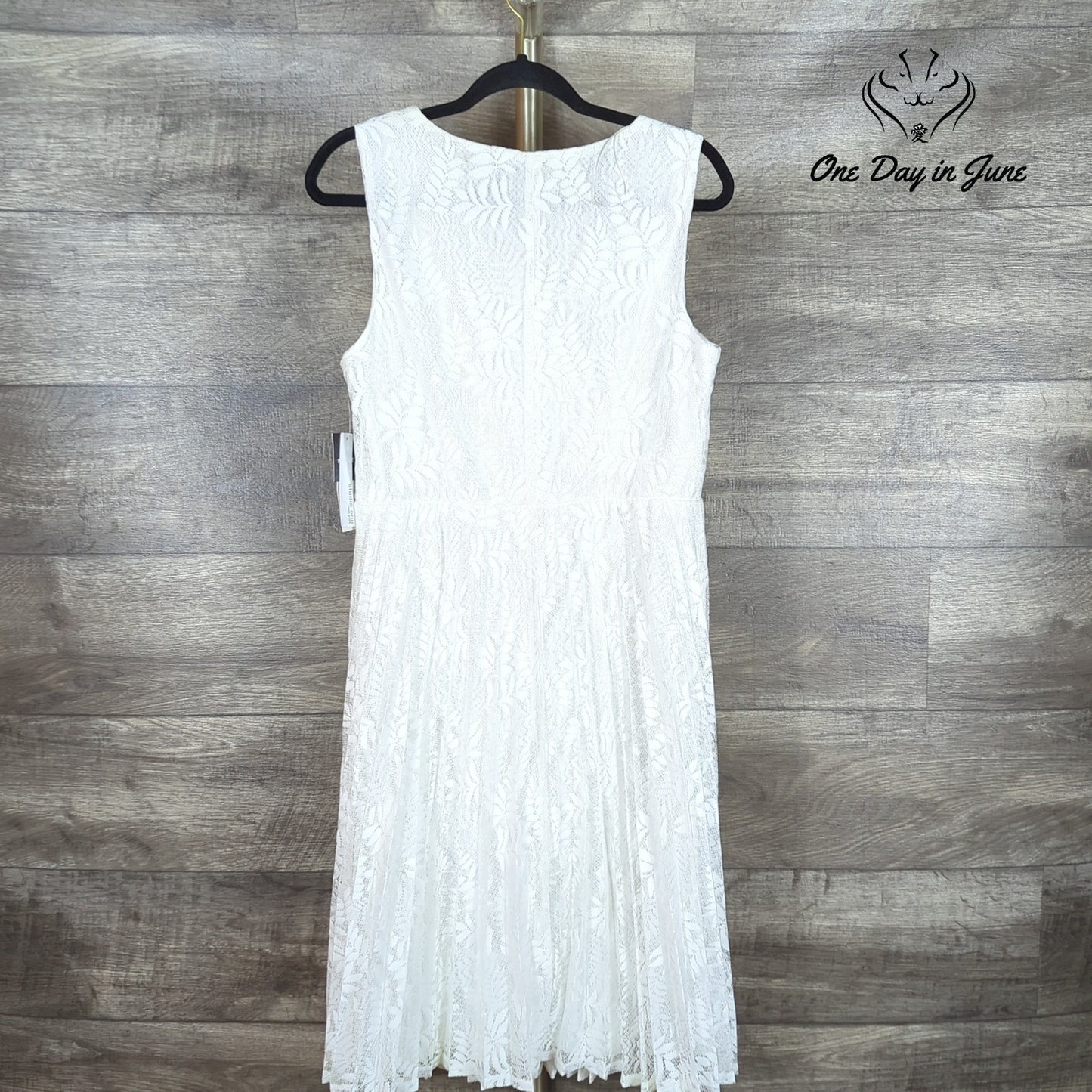 Studio One Sleeveless Layered Dress Size M