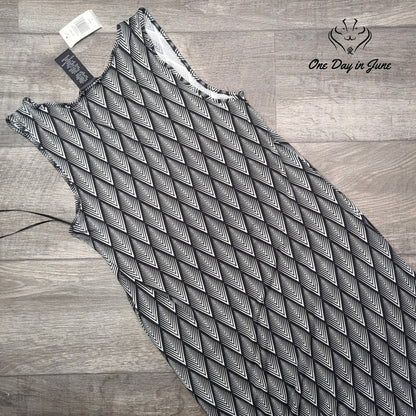 Design History Sleeveless Chevron Midi Dress Black White Asymmetrical NWT Size M