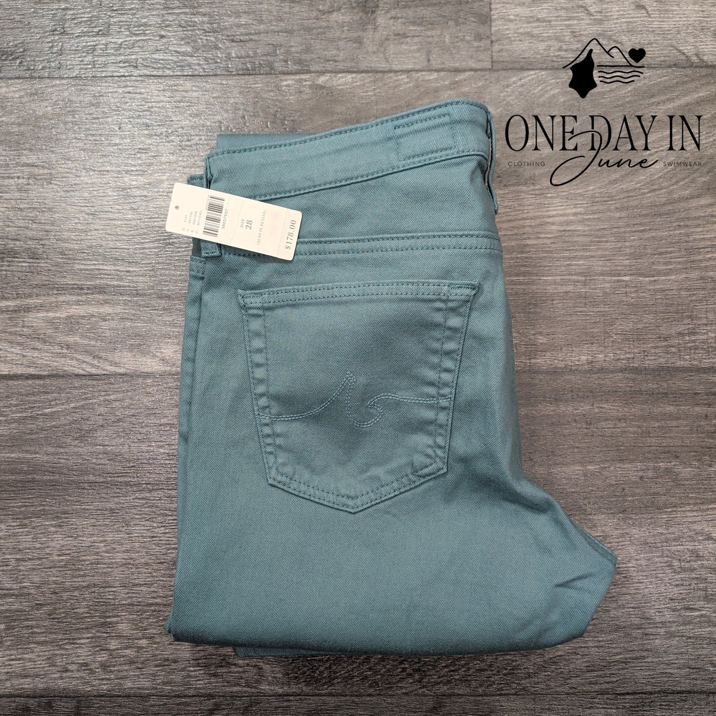 AG Adriano Goldschmied Stevie Ankle Jeans Skycycle Slim Straight NWT Size 6 (28)