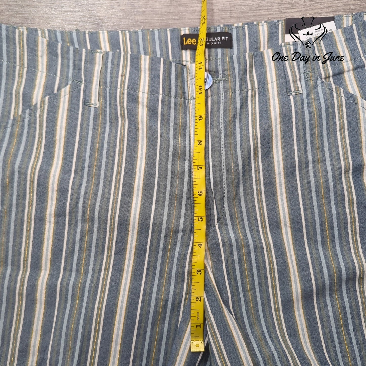 Lee Mid Rise Bermuda Shorts Size 16