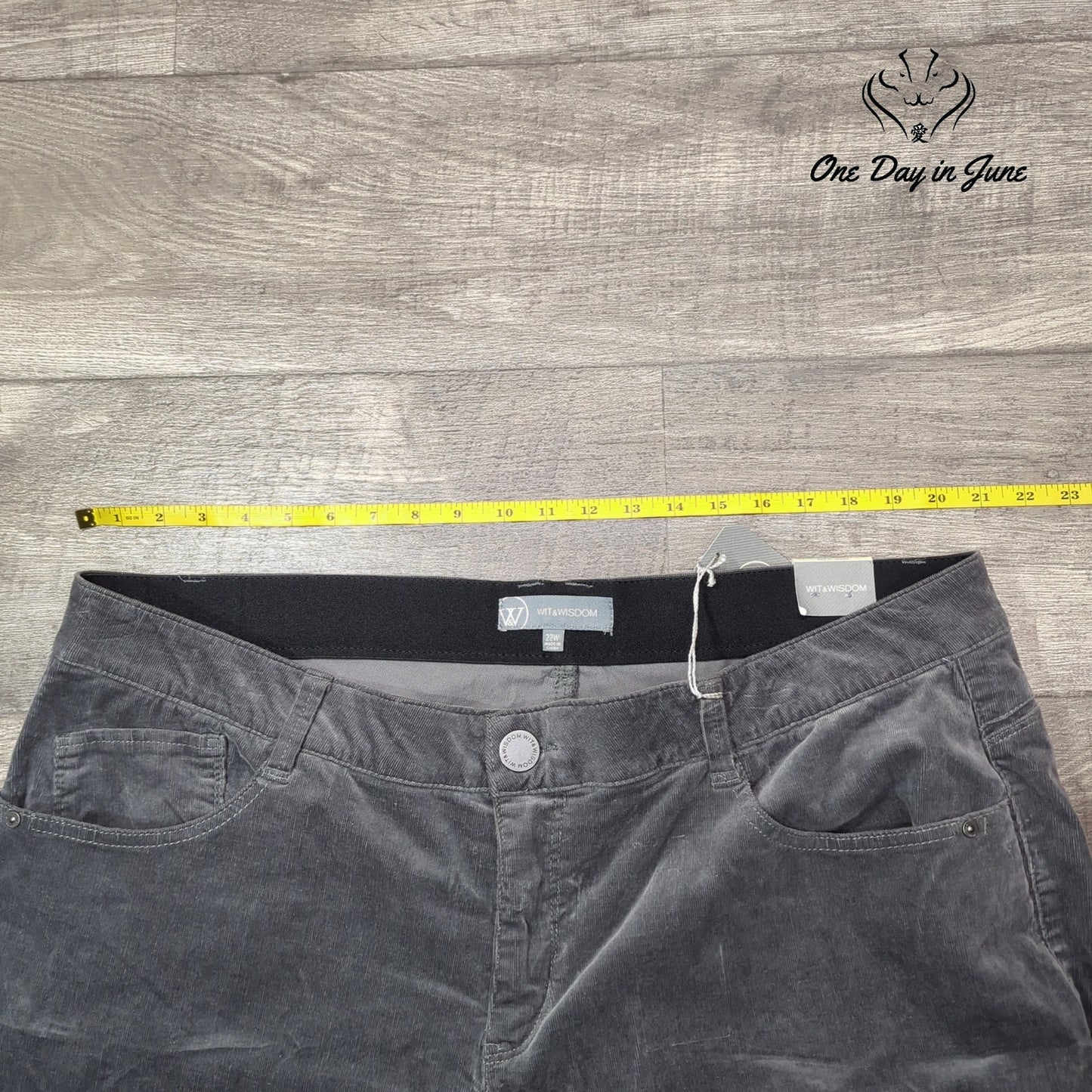 Wit & Wisdom Plus Size Ab Solutions Straight Leg Corduroy Pants Size 22W